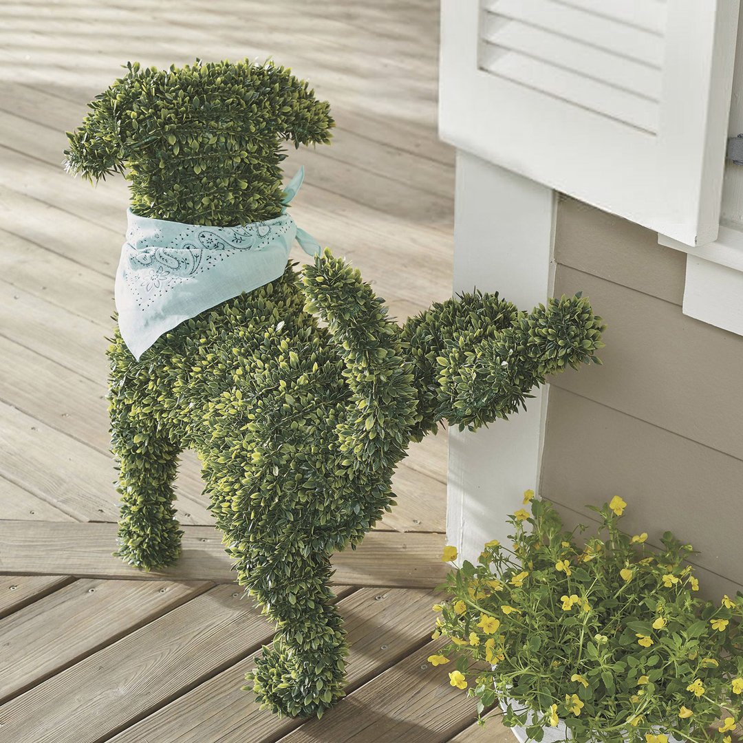 BowLift | Decorative Peeing Dog Topiary