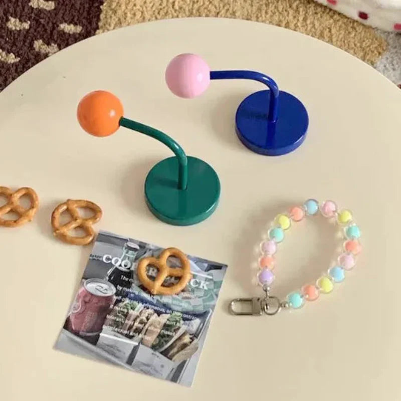 BowLift | Eames Dot Color Rush Hook Magnet