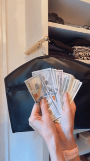 BowLift | Hidden Hanger Pocket Safe