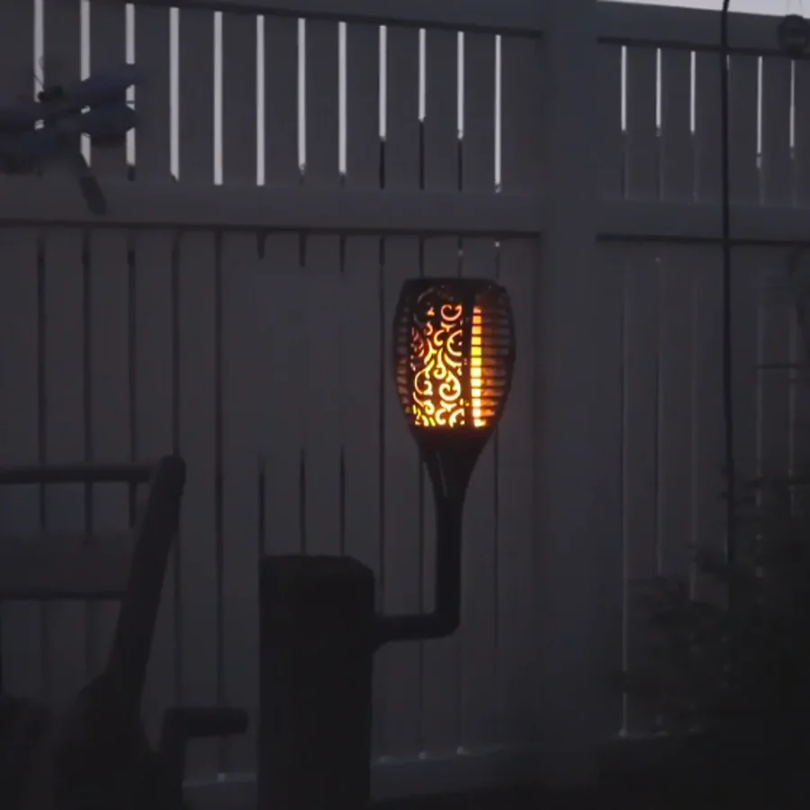 BowLift | Garden Torches LED Lighting - SolarFlame