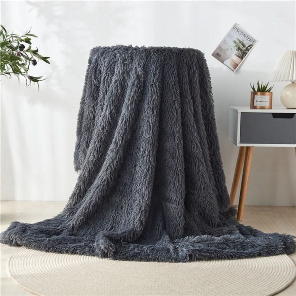 BowLift | DALA - Fluffy fur blanket