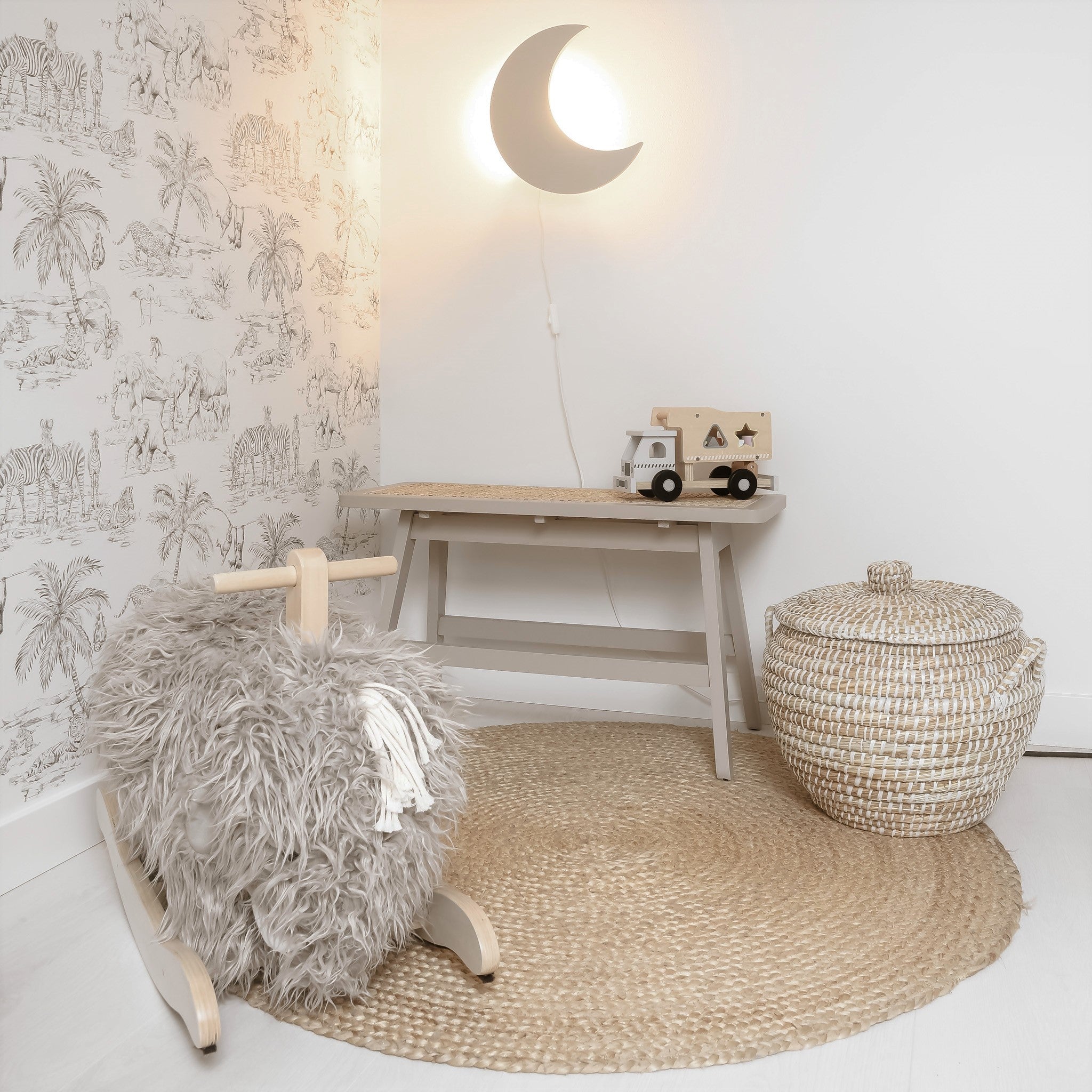 BowLift | Wooden Moon-Shaped Night Light for Kids
