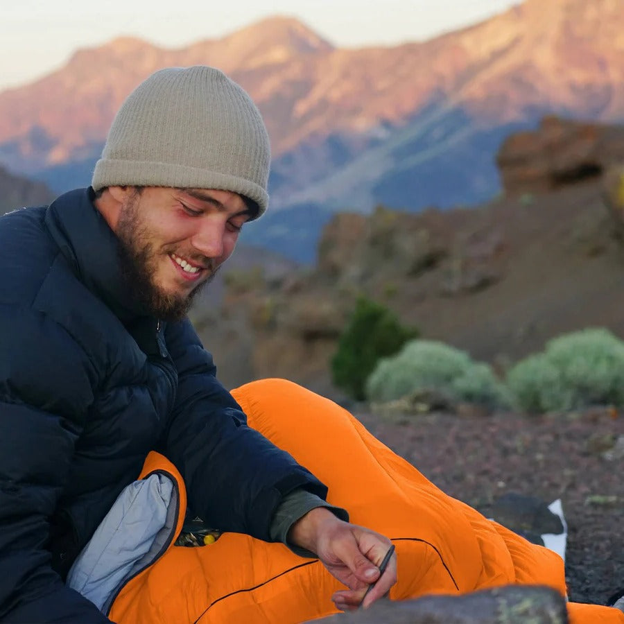 BowLift | All Season Camping Sleeping Bag for Adults