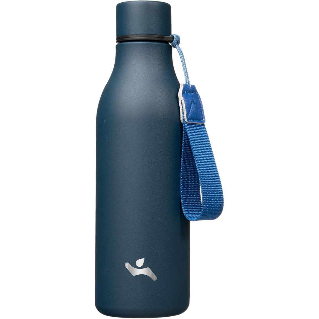 BowLift | Isolated stainless steel water bottle with strap