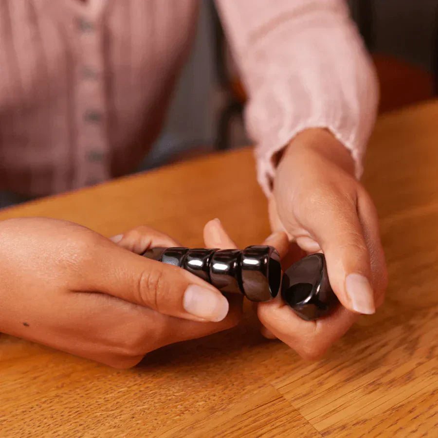 BowLift | CHECKLOCK – Magnetic Chess Set for Secure & Portable Play