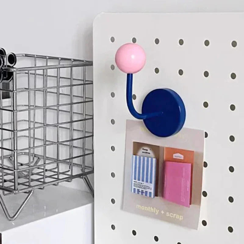 BowLift | Eames Dot Color Rush Hook Magnet