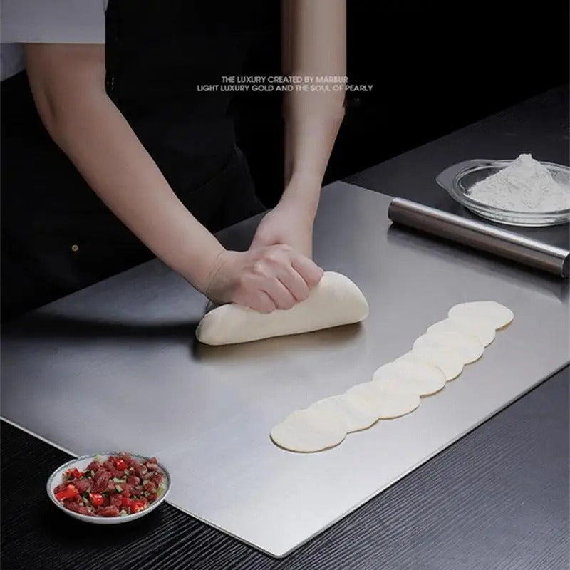 BowLift | High-quality cutting board made of stainless steel with edge – ideal for homemade pizza, pastries, and more!