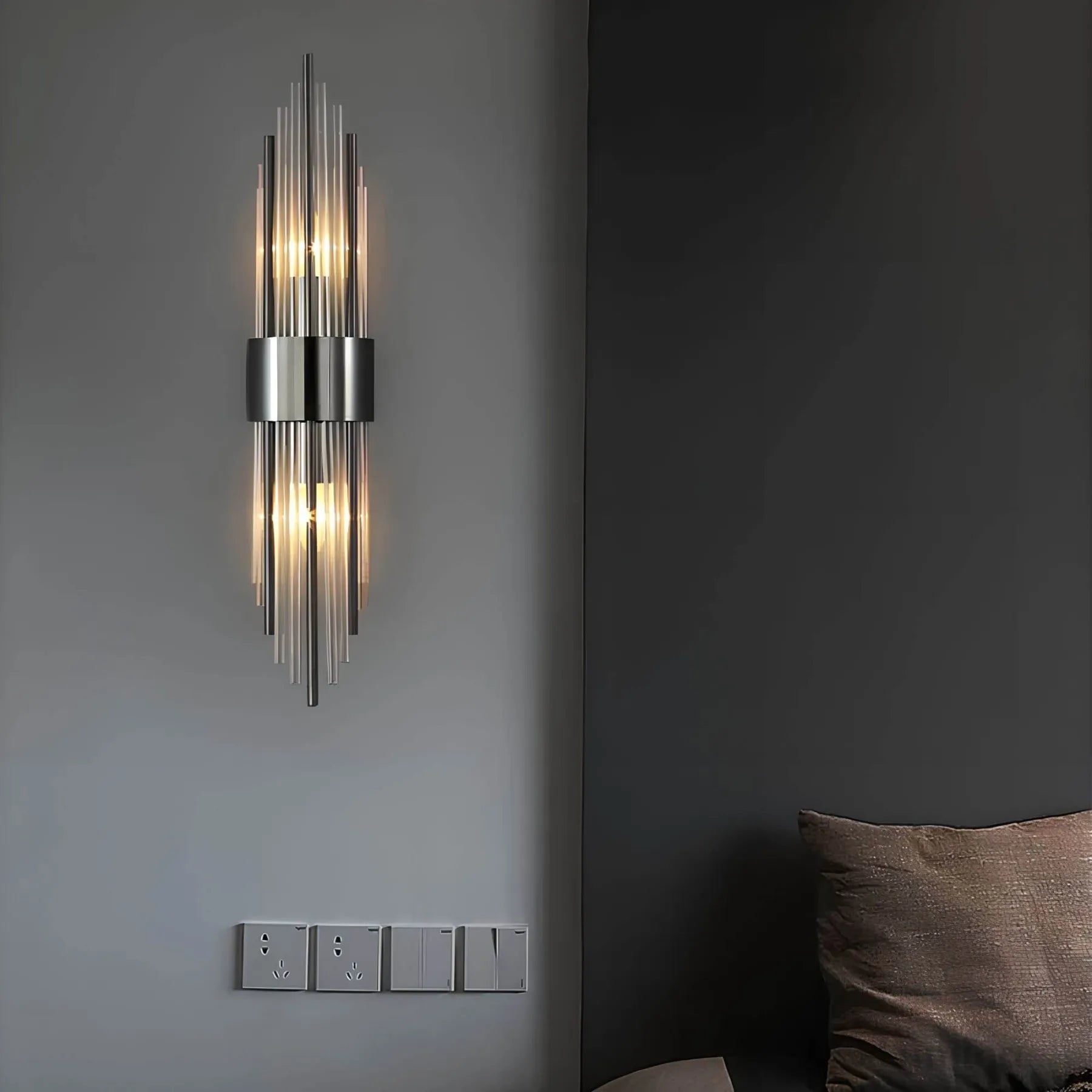 BowLift | Wall lamp with crystal decoration
