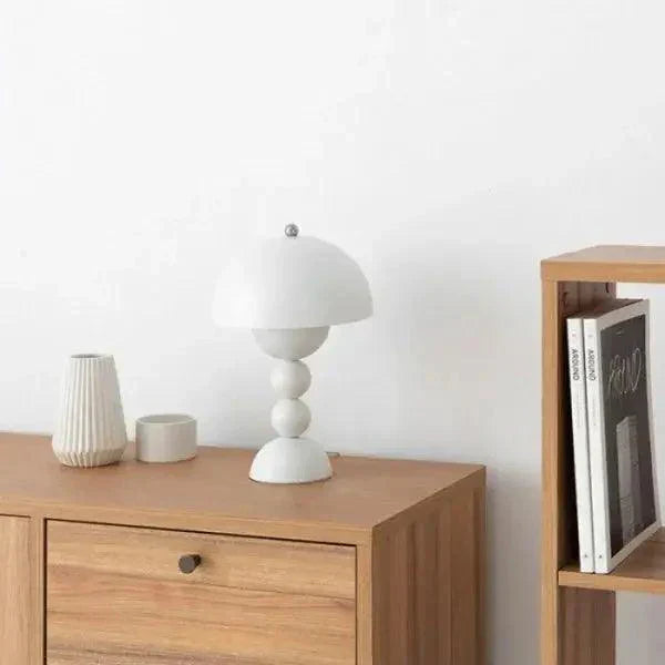 BowLift | FlowerLume - Stylish Floral Nordic Table Lamp