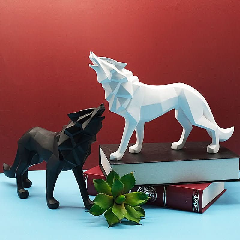 BowLift | Handcrafted Polyresin Wolf Figurine for Home Decor