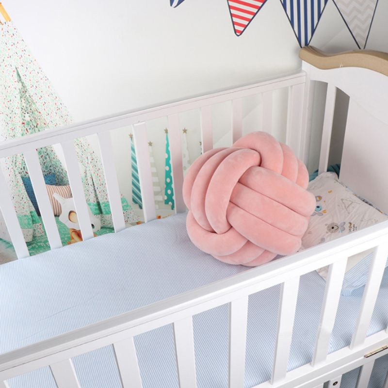 BowLift | KNOT KISSING BLANKET