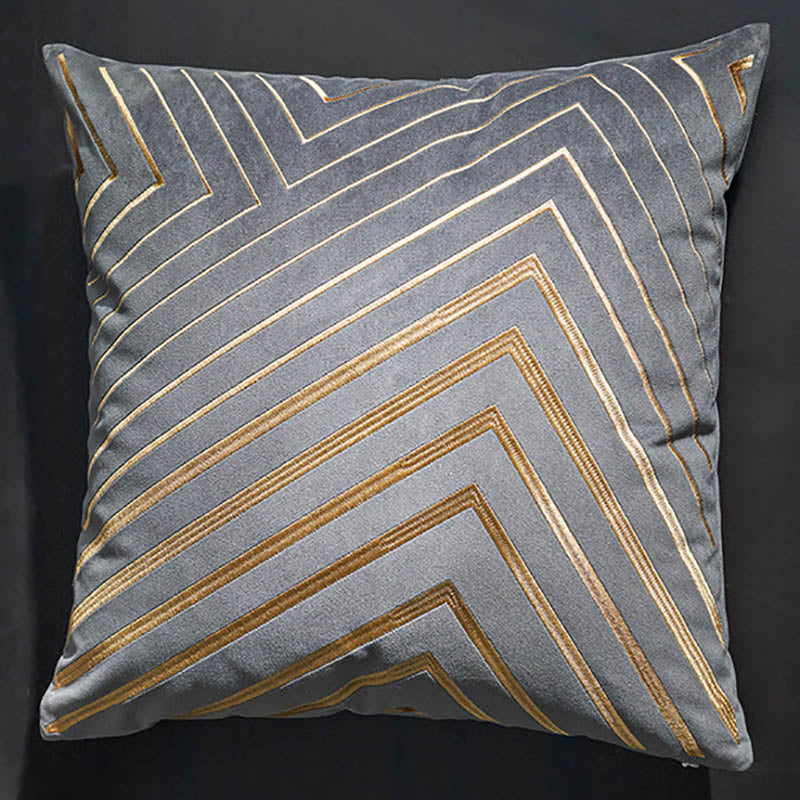 BowLift | The gilded luxury velvet cushion cover