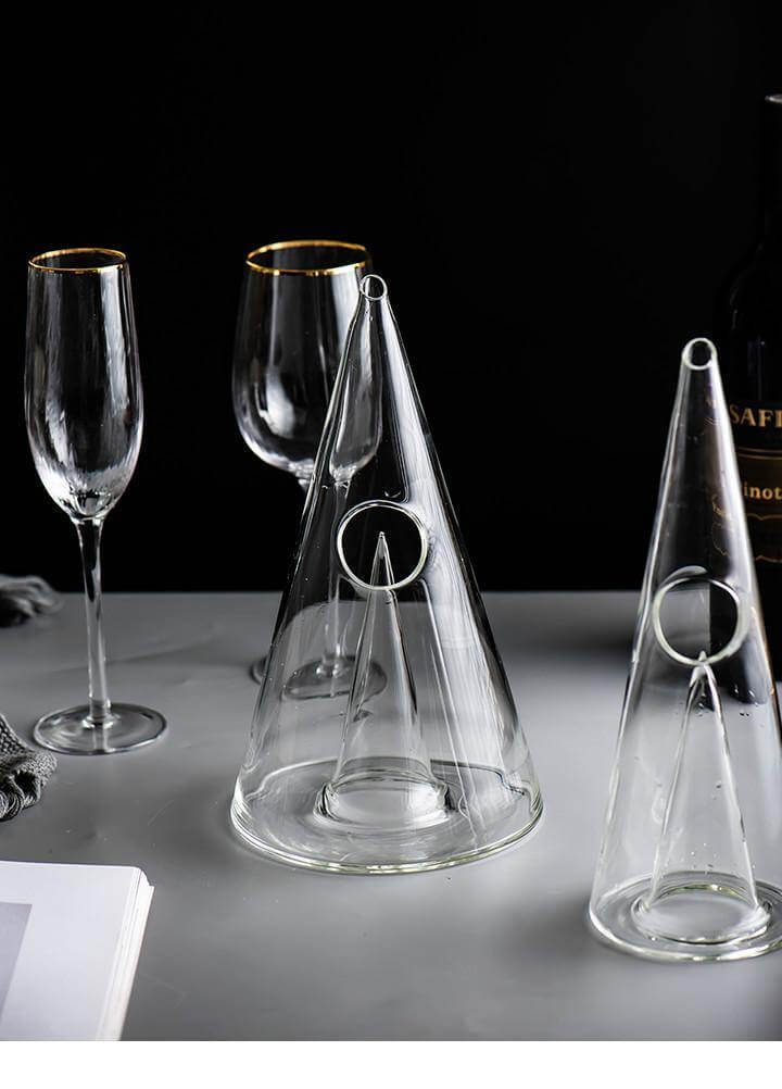 BowLift | Creative Pyramid Glass Wine Decanter