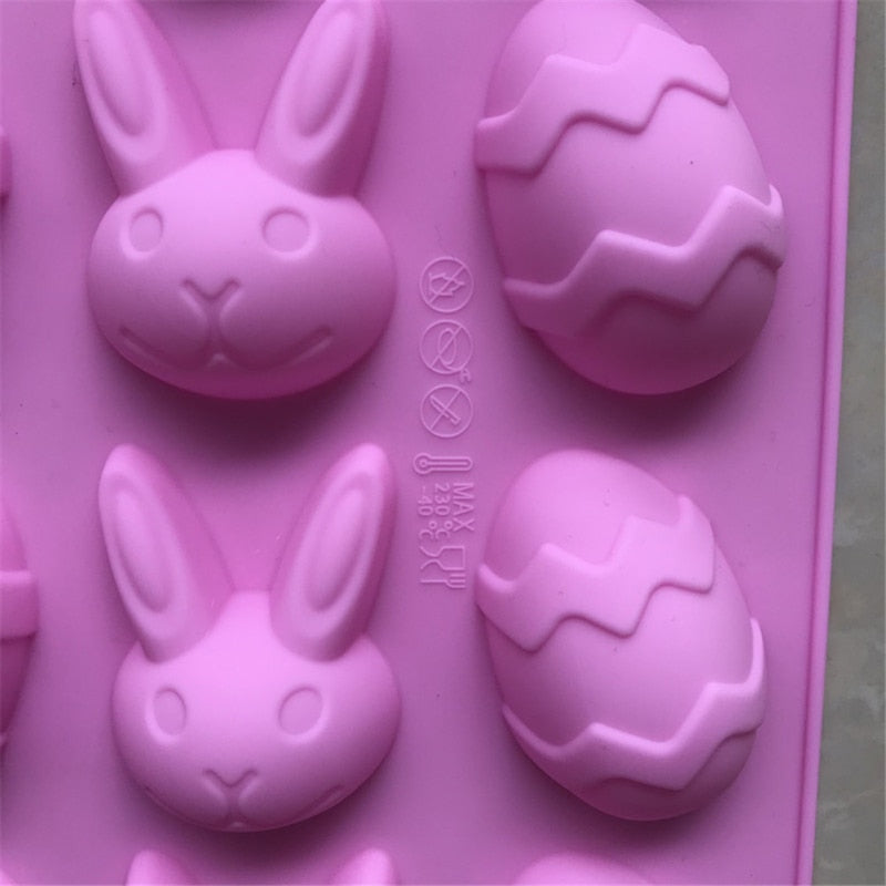 BowLift | DIY Happy Easter Baking Mold