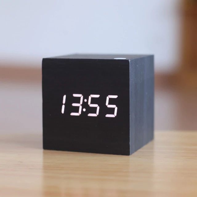 BowLift | Digital Clock Cube in Modern Wood Design