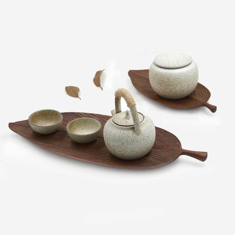 BowLift | Walnut Snack Tray Leaf Plates