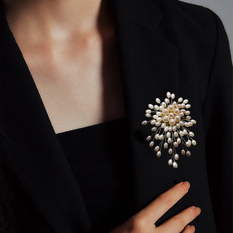 BowLift | BUY 1 GET 1 FREELadies' high-end exquisite handmade pearl brooch