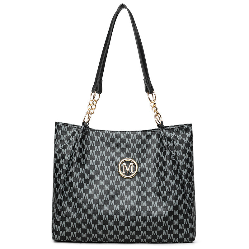 BowLift | Caleigh Confidence On Shoulder