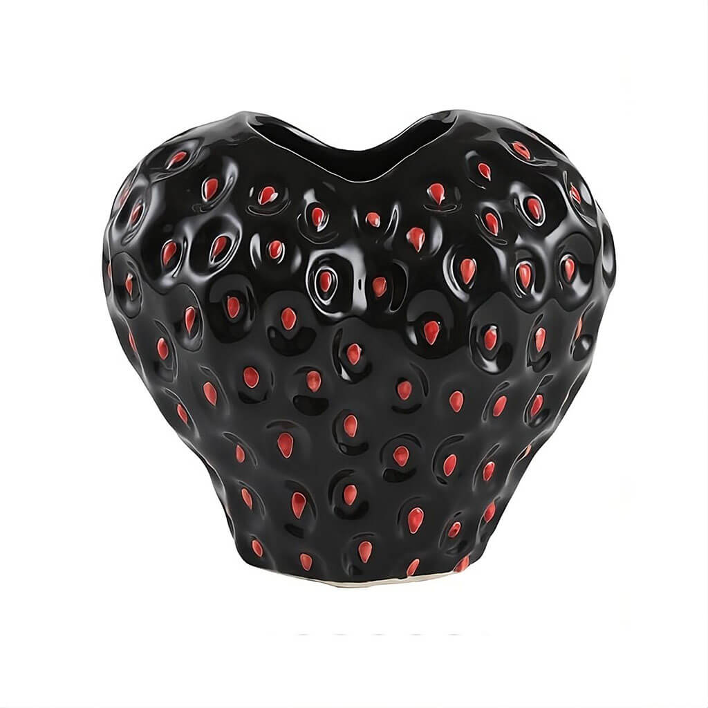 BowLift | Strawberry-structured ceramic vase