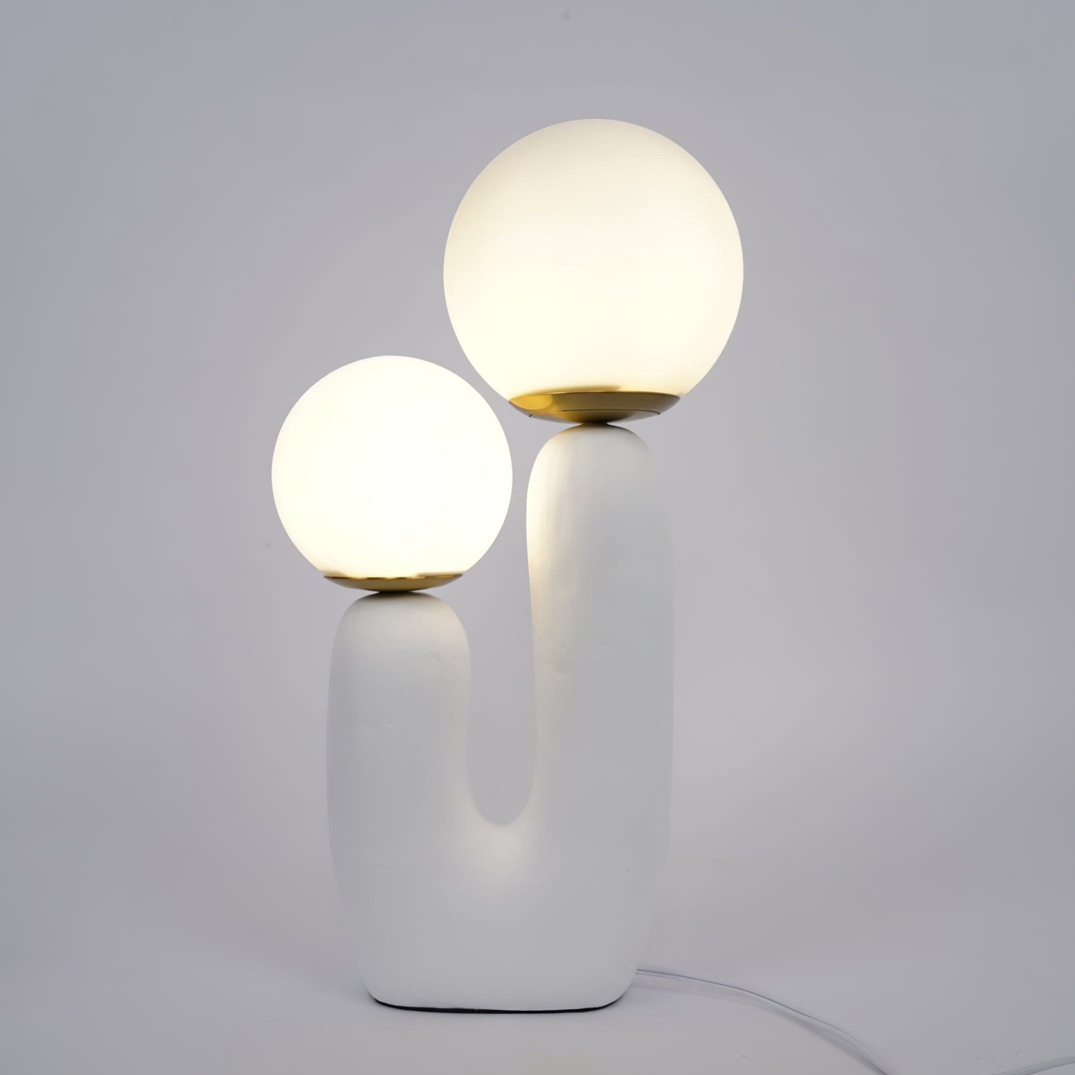 BowLift | Contemporary Style Table Lamp with Natural Accent