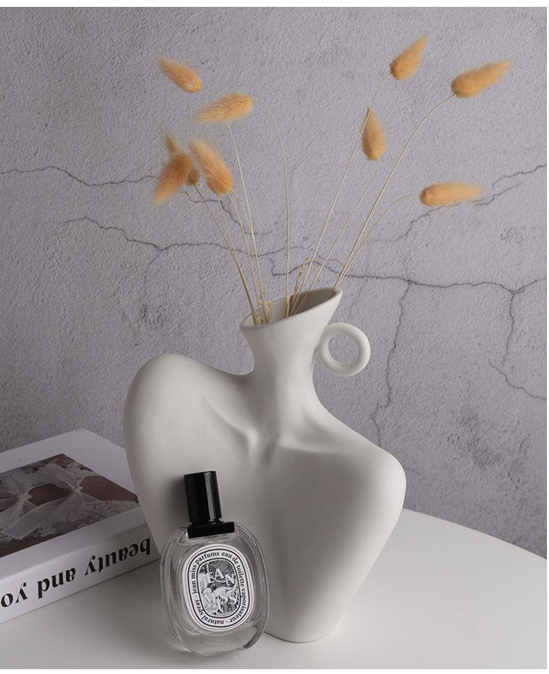 BowLift | Female Form Vase Collection