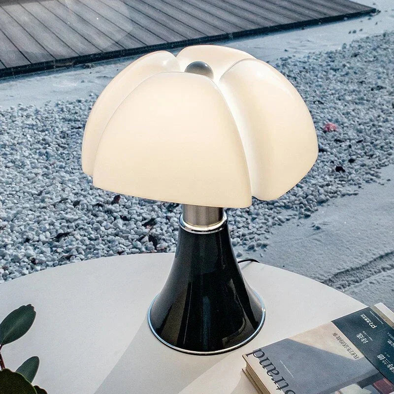 BowLift | Designer Flower Table Lamp - FloraLuxe